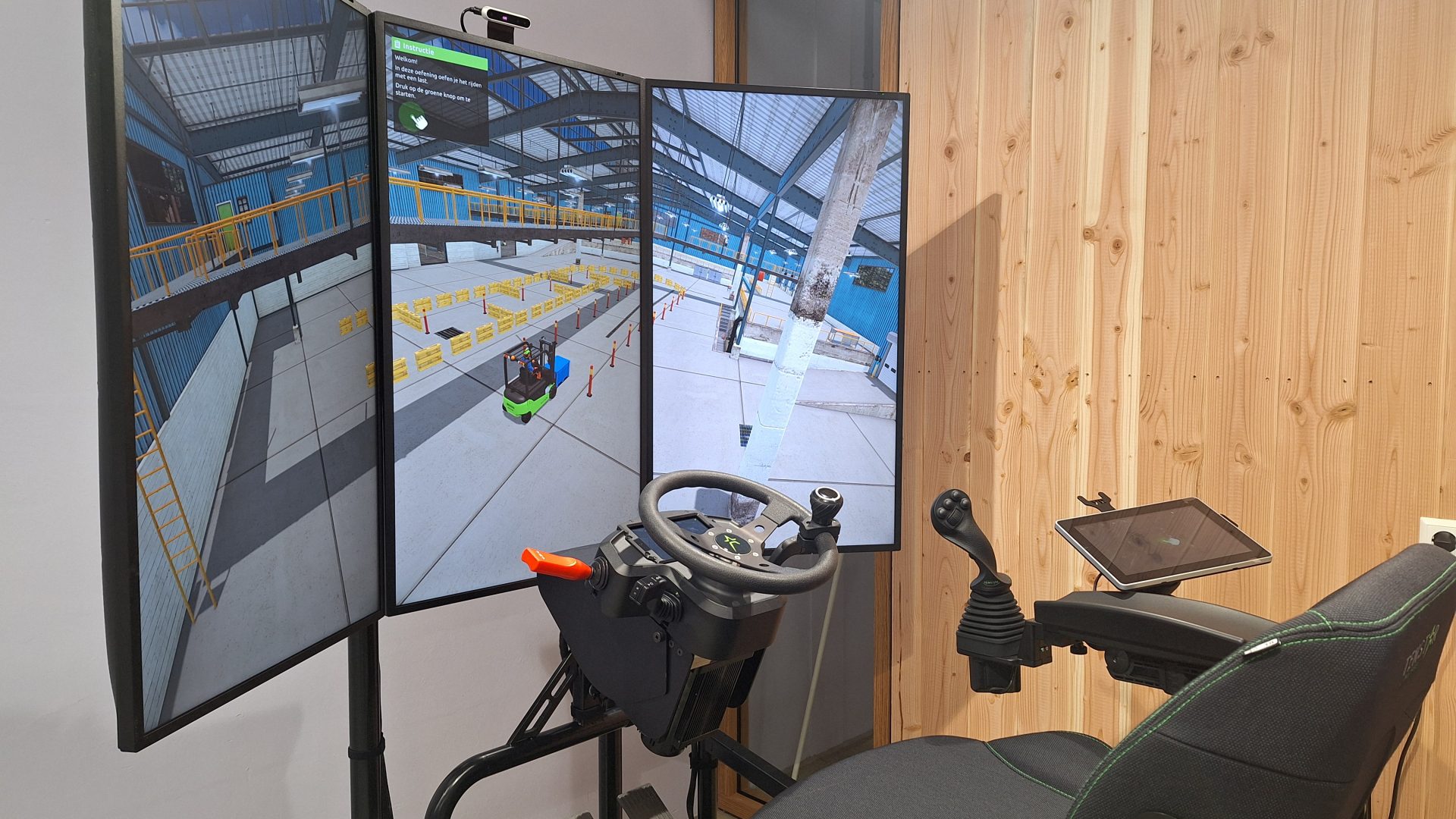 het scherm van de heftrucksimulator